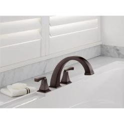 Delta Dryden Deck Mounted Roman Tub Filler Trim with Lever Handles -Delta Sales Store delta t2751 installed tub filler in venetian bronze 1630